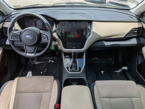 Used 2024 Subaru Outback Premium AWD/4WD image 13