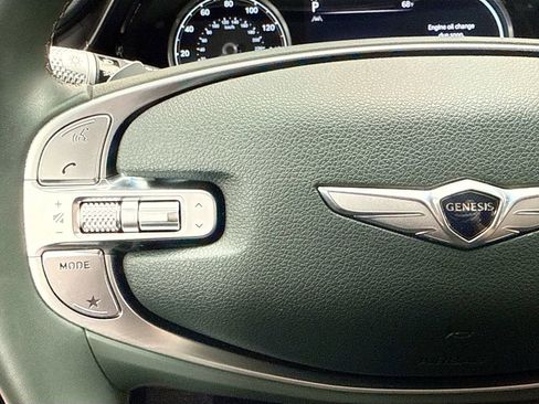 Used 2023 Genesis GV70 2.5T w/ Advanced Package image 11