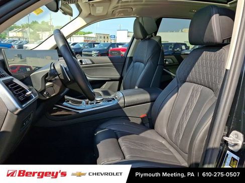 Used 2026 BMW X7 xDrive40i AWD/4WD image 17