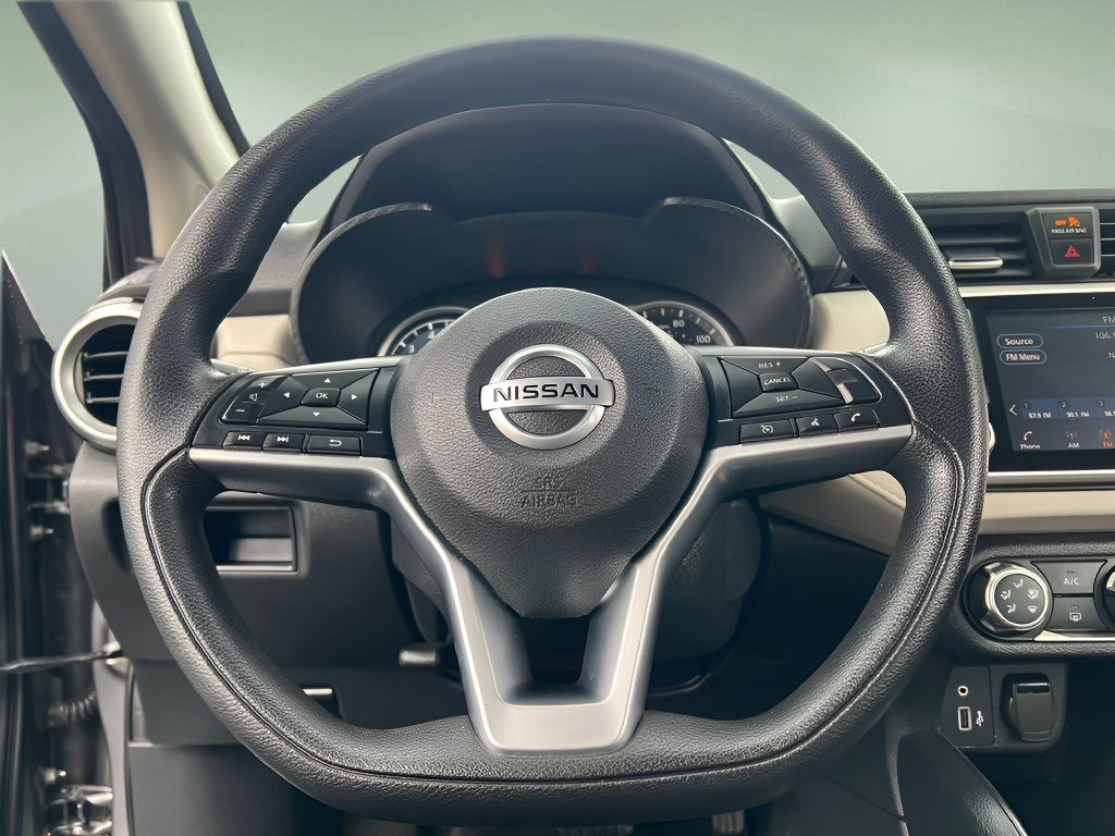 Used 2021 Nissan Versa SV FWD image 29
