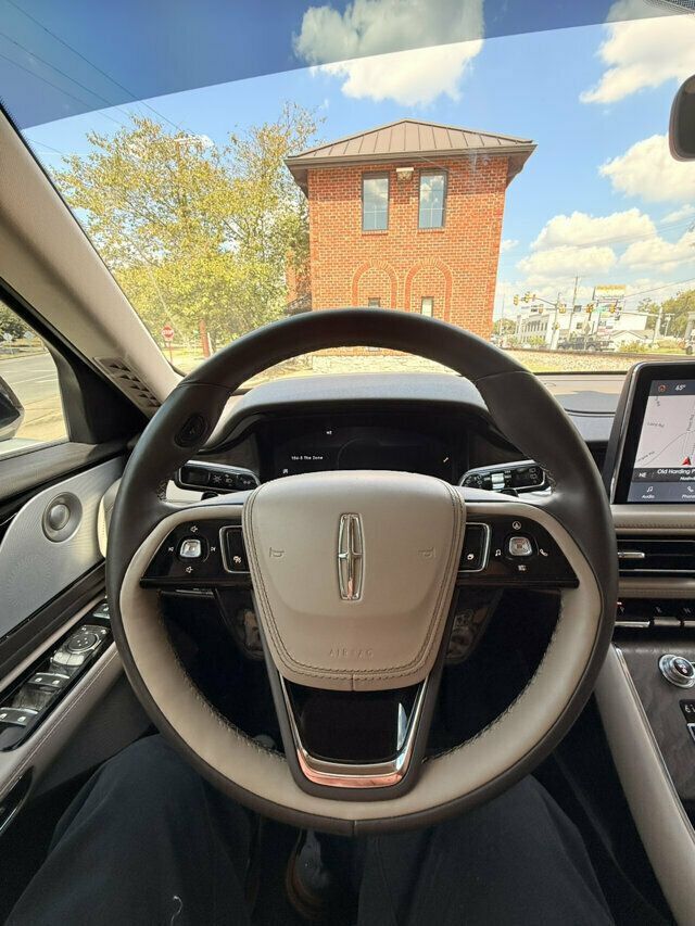 Used 2020 Lincoln Aviator Reserve w/ Equipment Group 202A AWD/4WD image 20
