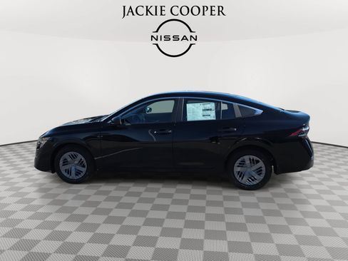 New 2026 Nissan Sentra S w/ S Cold Weather Package FWD image 8
