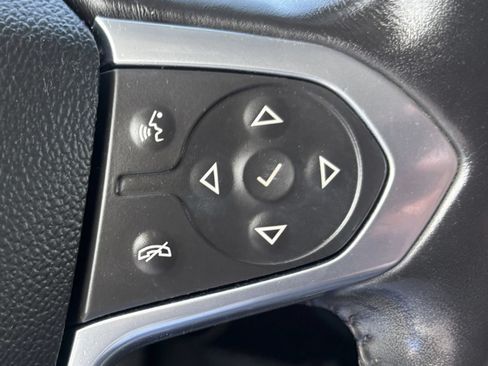 Used 2020 Chevrolet Traverse RS AWD/4WD image 21