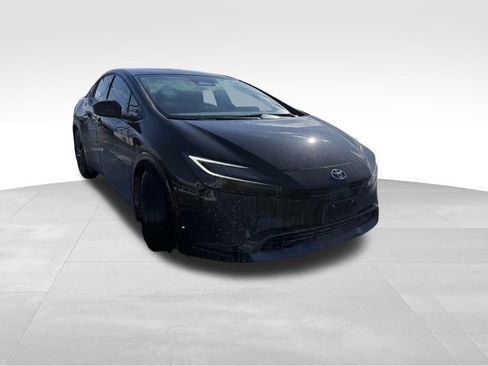 Used 2023 Toyota Prius Limited image 3