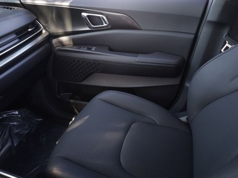 New 2026 Kia Carnival SX Prestige FWD image 13