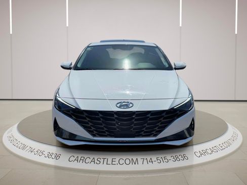 Used 2023 Hyundai Elantra Limited FWD image 2