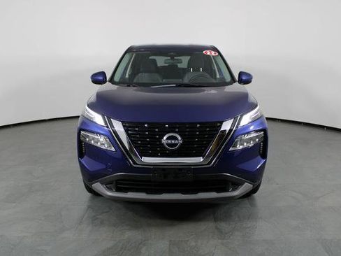 Certified 2022 Nissan Rogue SV FWD image 13