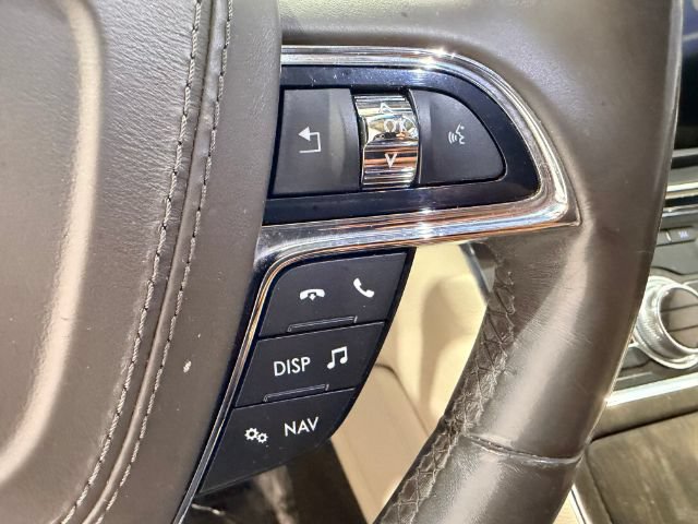 Used 2017 Lincoln Continental Reserve w/ Technology Package AWD/4WD image 34