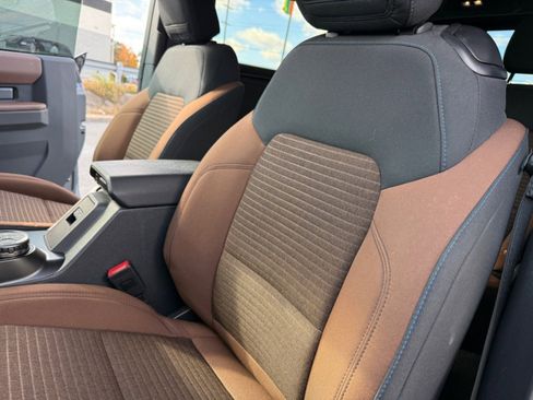 Used 2023 Ford Bronco Outer Banks image 15