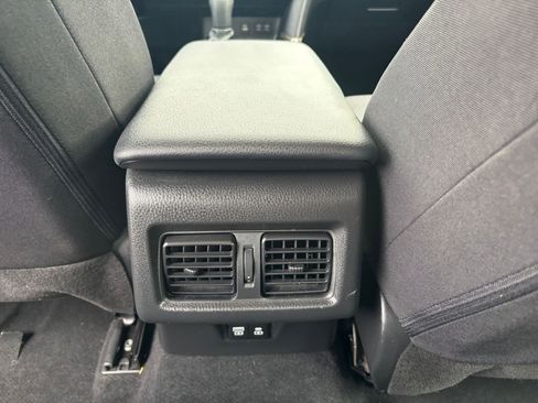 Used 2025 Toyota Camry LE image 24