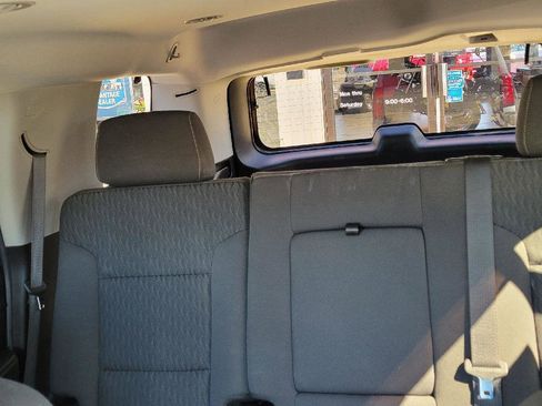 Used 2018 Chevrolet Tahoe LS image 25
