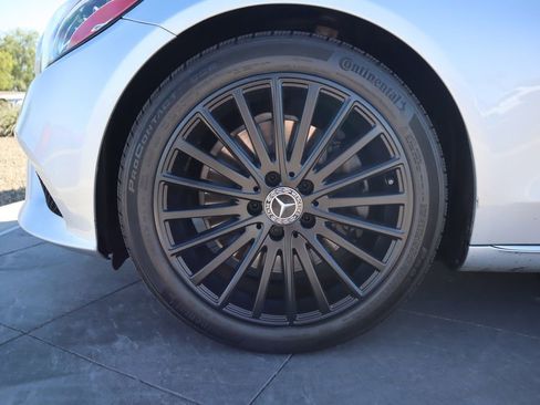 Used 2020 Mercedes-Benz C 300 Sedan image 32