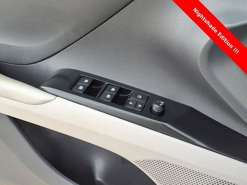 Used 2020 Toyota Camry SE image 26