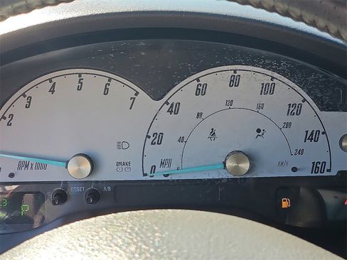 Used 2002 Ford Thunderbird image 21