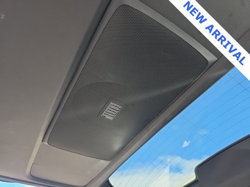 Used 2025 Toyota Sienna Platinum image 48