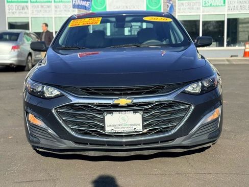 Used 2020 Chevrolet Malibu LS image 2