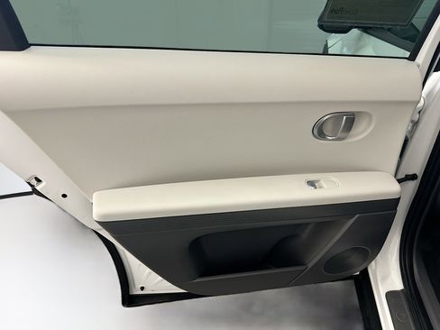 Used 2024 Hyundai Ioniq 5 SEL AWD/4WD image 27