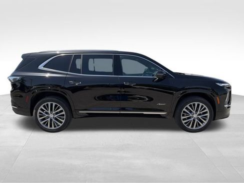 New 2026 Buick Enclave Avenir w/ Super Cruise Package FWD image 8