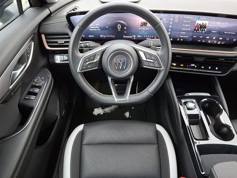 Used 2025 Buick Envision Sport Touring image 16