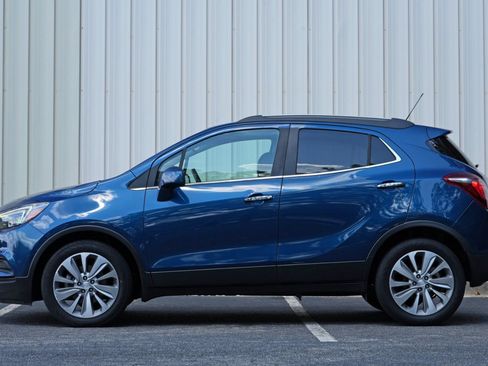 Used 2020 Buick Encore Preferred w/ Safety Package FWD image 8