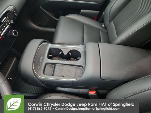 Used 2026 Hyundai Palisade SEL AWD/4WD image 28