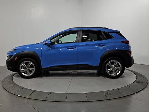 Used 2022 Hyundai Kona SEL w/ Convenience Package image 2