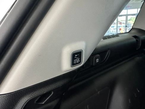 Used 2023 Jeep Grand Cherokee 4WD 4xe w/ Luxury Tech Group II image 15
