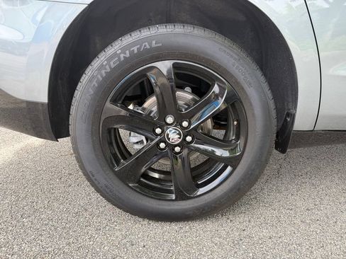 Used 2023 Buick Enclave Essence w/ Experience Buick Package FWD image 37