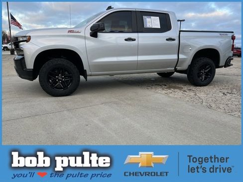 Used 2021 Chevrolet Silverado 1500 LT Trail Boss w/ Convenience Package II image 1