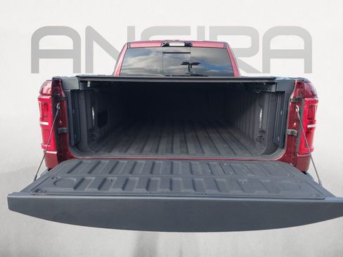 Used 2025 RAM 1500 Limited AWD/4WD image 12