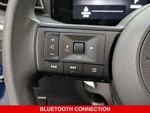 Certified 2025 Nissan Kicks SV w/ SV Premium Package AWD/4WD image 18