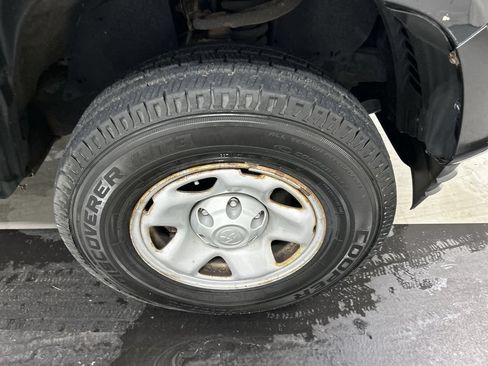 Used 2019 Toyota Tacoma SR w/ SR Convenience Package AWD/4WD image 8
