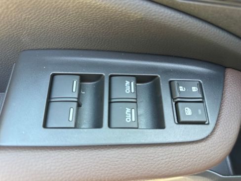 Certified 2025 Honda Ridgeline RTL image 14