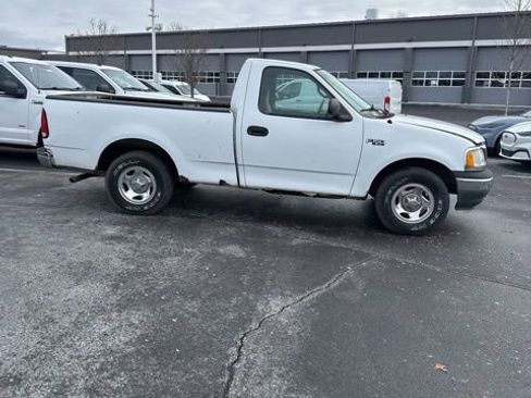 Used 2000 Ford F150 XL image 4