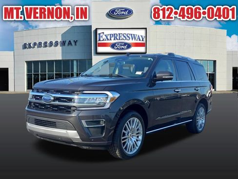 Used 2024 Ford Expedition Limited image 1