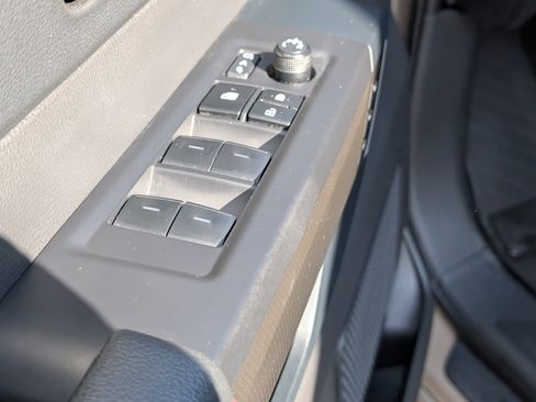 Used 2025 Toyota Sequoia TRD Pro AWD/4WD image 17