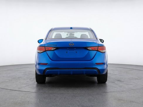Used 2025 Nissan Sentra SV FWD image 7