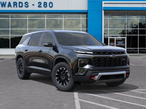 New 2026 Chevrolet Traverse Z71 w/ Enhanced Driving Package image 7