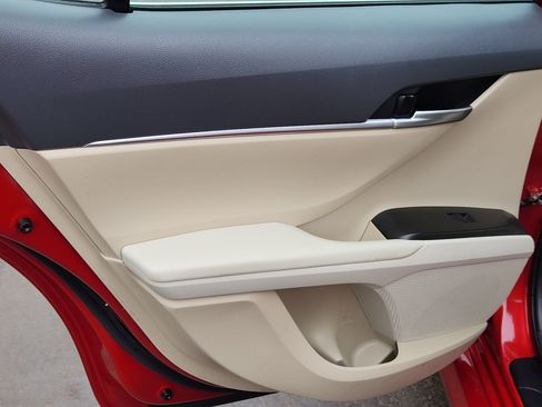 Certified 2023 Toyota Camry LE image 21