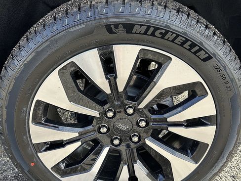 New 2025 Ford Expedition Platinum w/ Driver's Package image 10