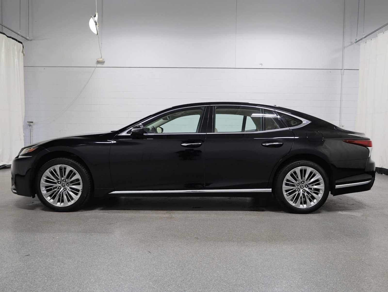 Used 2018 Lexus LS 500 w/ Interior Upgrade Package RWD image 2