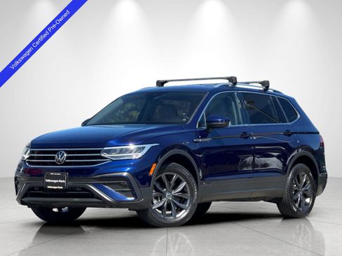 Used 2023 Volkswagen Tiguan SE FWD image 1