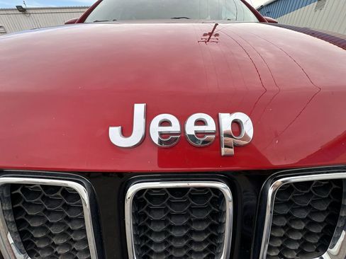 Used 2018 Jeep Compass Latitude w/ Popular Equipment Group image 30