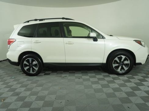 Used 2018 Subaru Forester 2.5i Premium AWD/4WD image 8