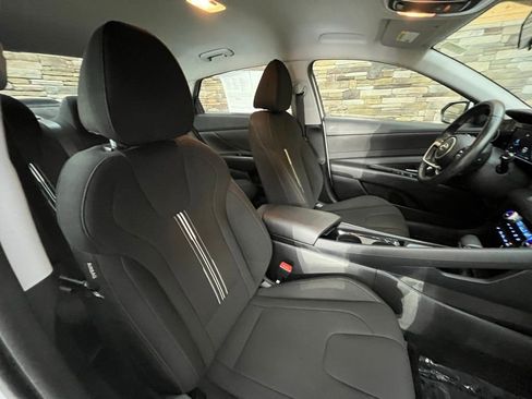 Used 2022 Hyundai Elantra SEL w/ Convenience Package image 15