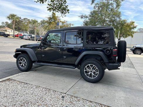New 2025 Jeep Wrangler Sport S image 7