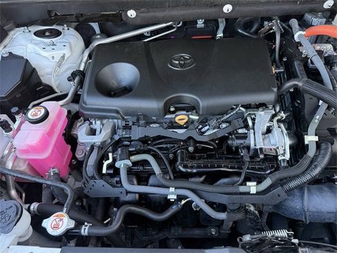 Used 2021 Toyota RAV4 XLE image 35