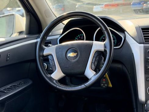 Used 2012 Chevrolet Traverse LT image 20