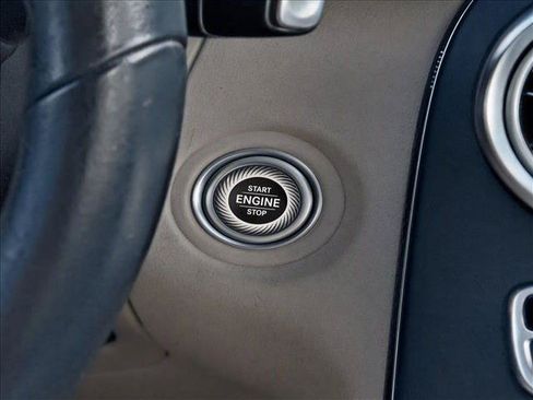 Certified 2022 Mercedes-Benz GLC 300 image 22