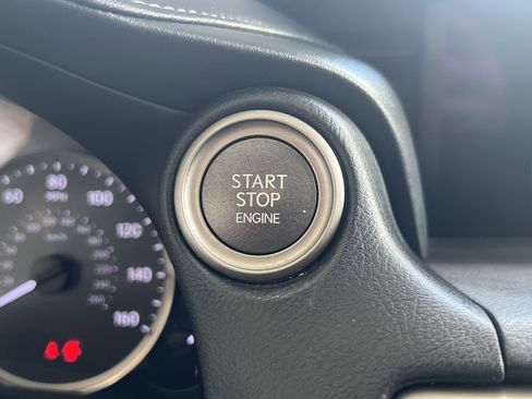 Used 2020 Lexus IS 300 image 41